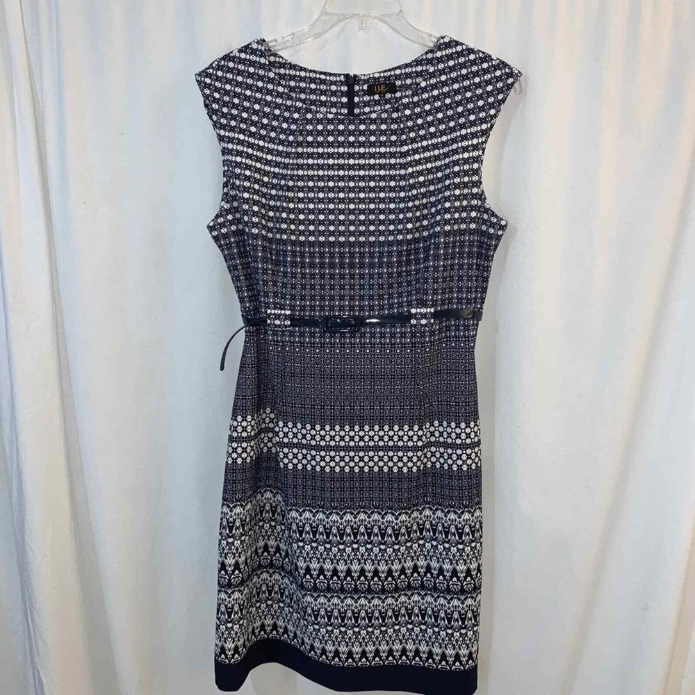 ILE New York Navy White Geometric Print Belted Sheath Dress Size 14 Sleeveless